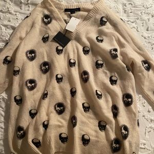 SKULL CASHMERE SWEATER